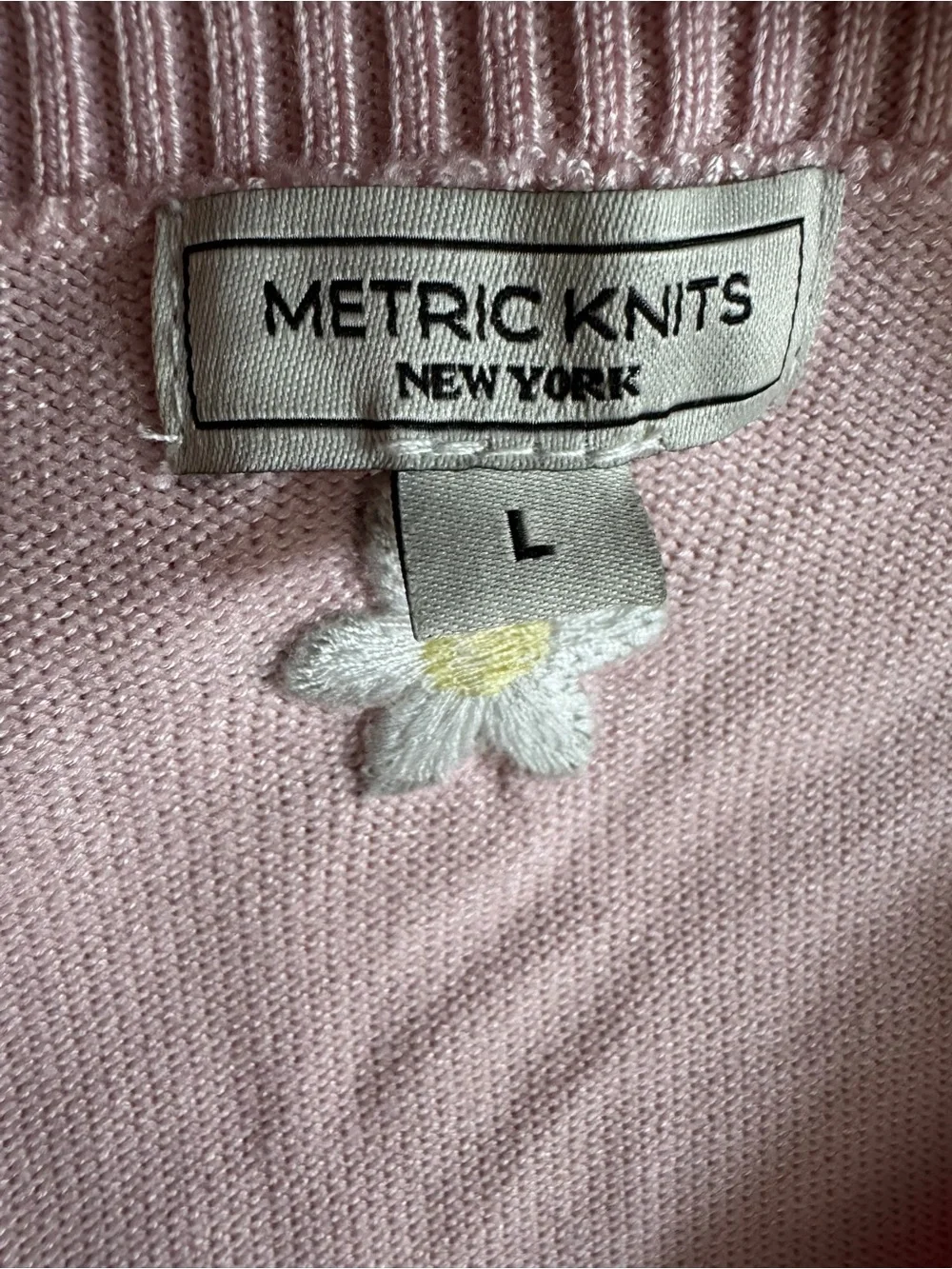 Metric Knits Light Pink V-Neck Sweater with Daisy Embroidery